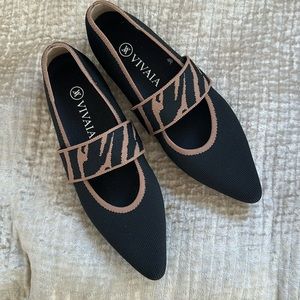 Vivaia Mary Jane pointy flats. Stretchy, New without tags, 38